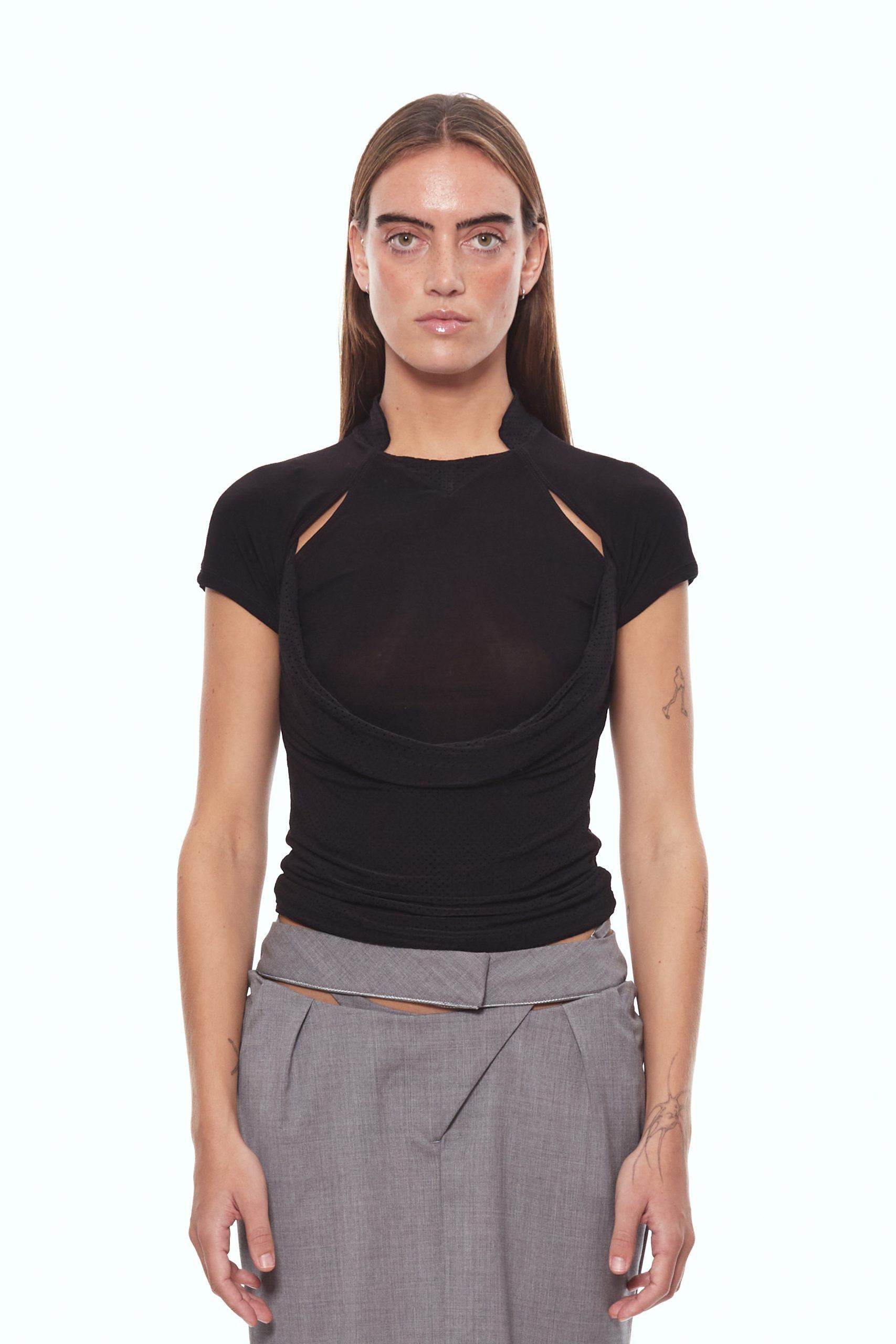 BLACK SOCCER T-SHIRT